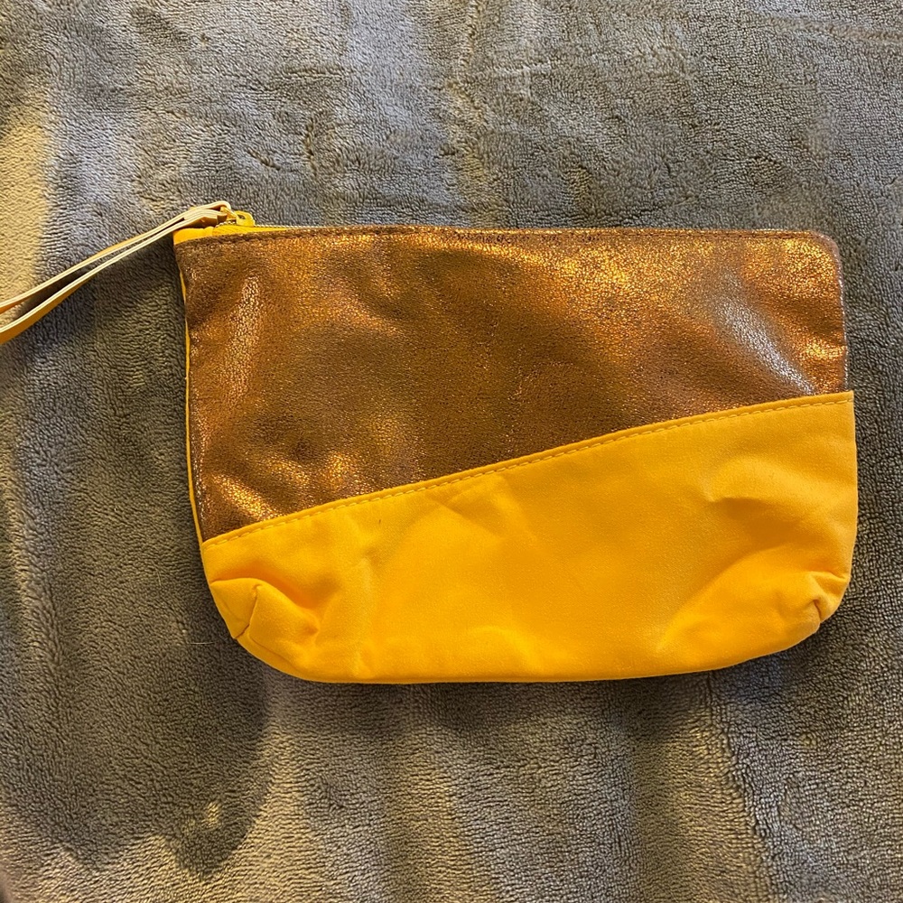 New ipsy small cosmetic bag